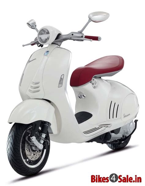 vespa 946 price in india.